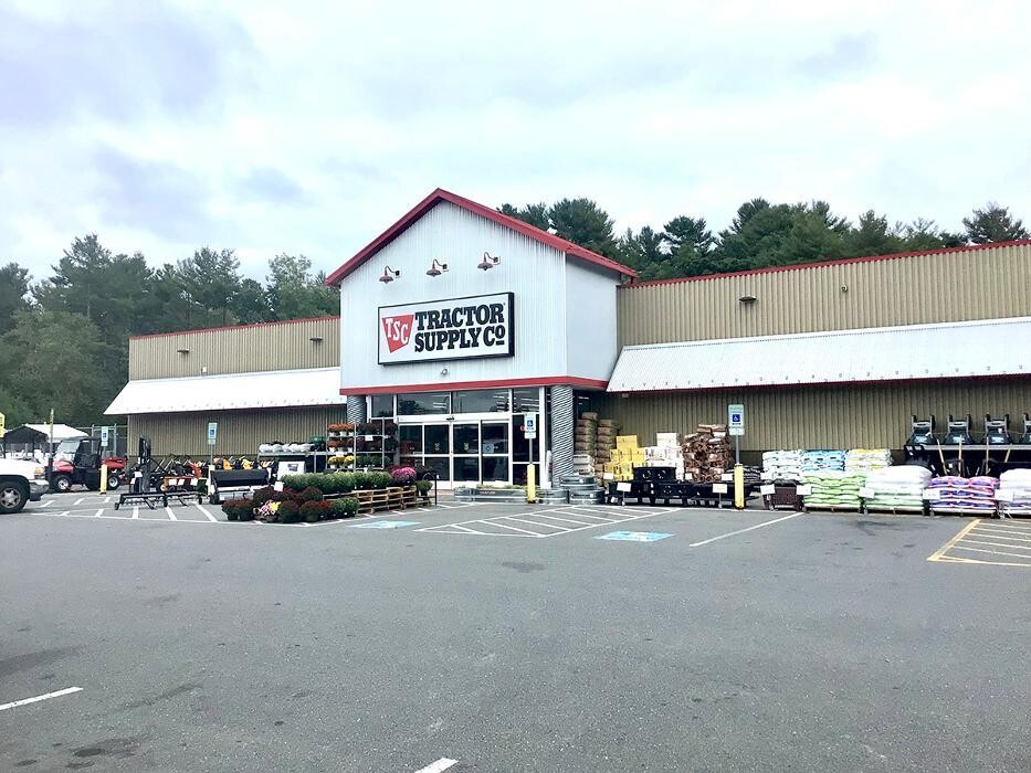 Images Tractor Supply Co.