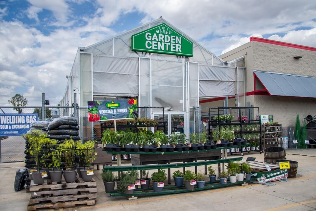 Images Tractor Supply Co.