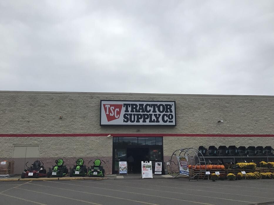 Images Tractor Supply Co.