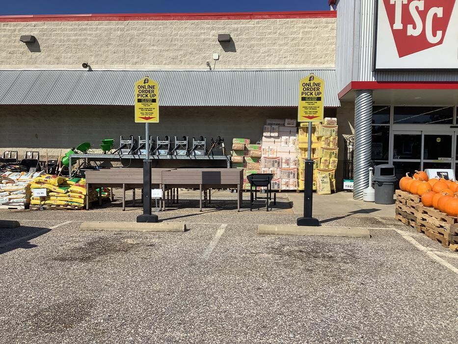 Images Tractor Supply Co.