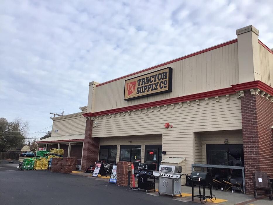 Images Tractor Supply Co.