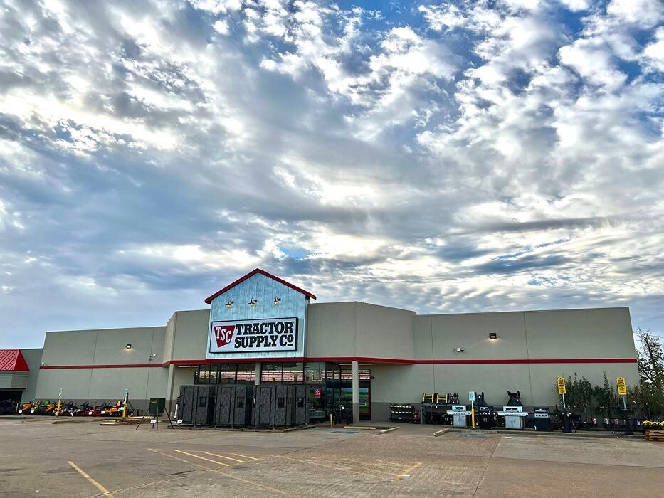 Images Tractor Supply Co.