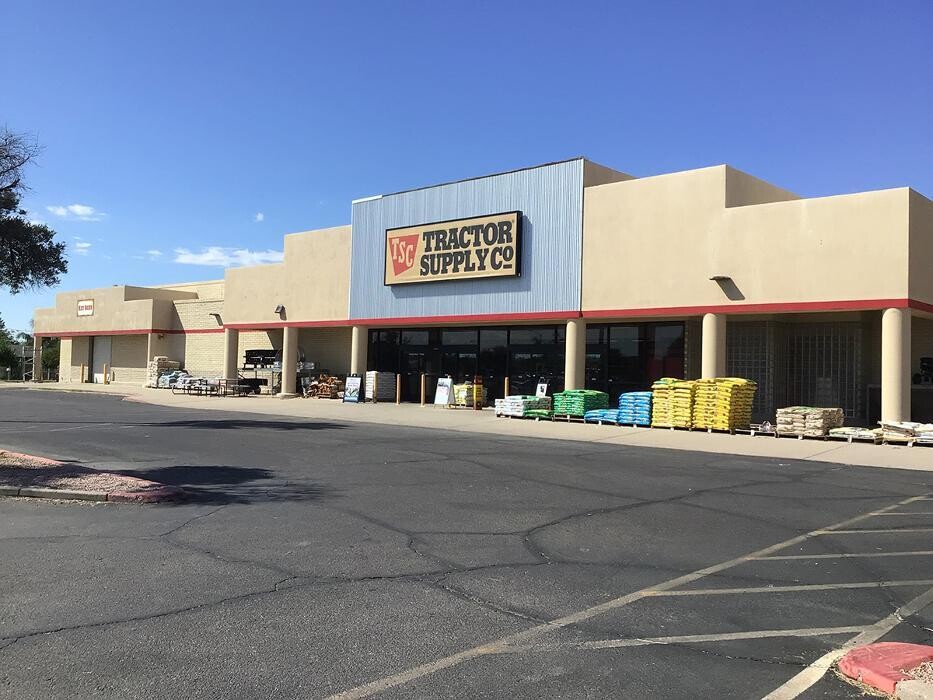 Images Tractor Supply Co.