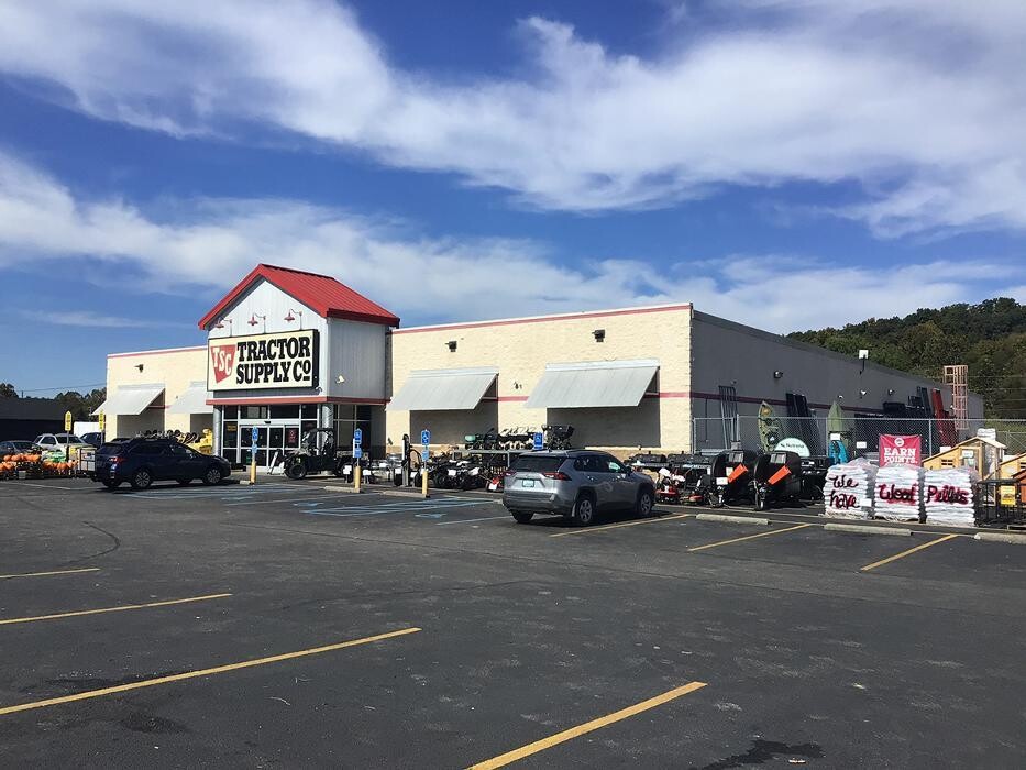 Images Tractor Supply Co.