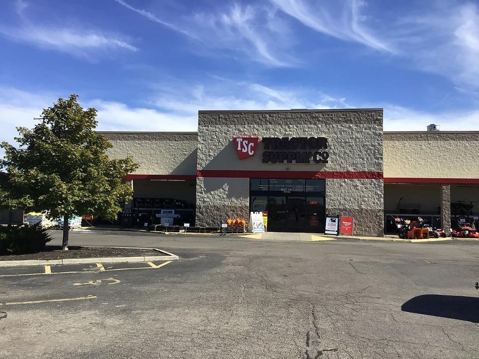 Images Tractor Supply Co.