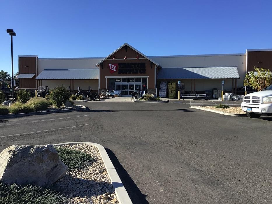 Images Tractor Supply Co.