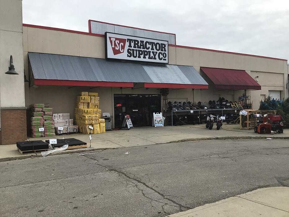 Images Tractor Supply Co.