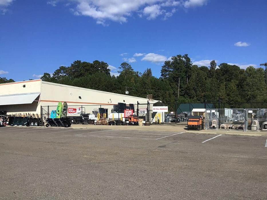 Images Tractor Supply Co.