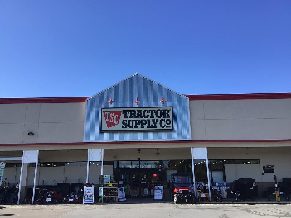 Images Tractor Supply Co.