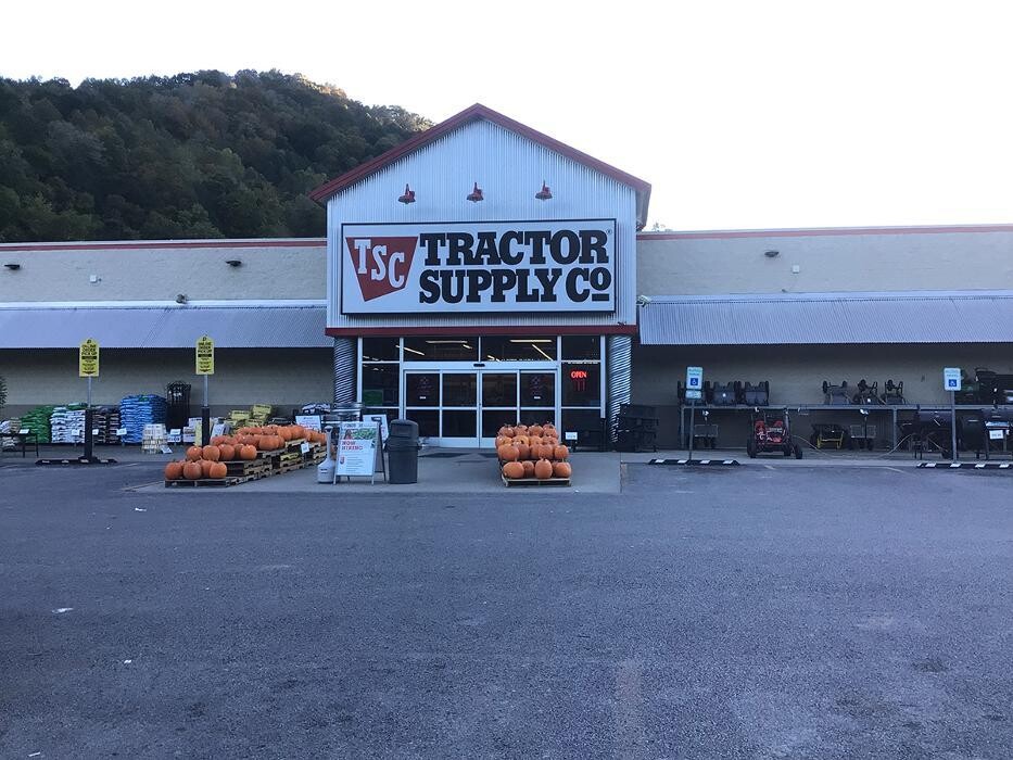 Images Tractor Supply Co.