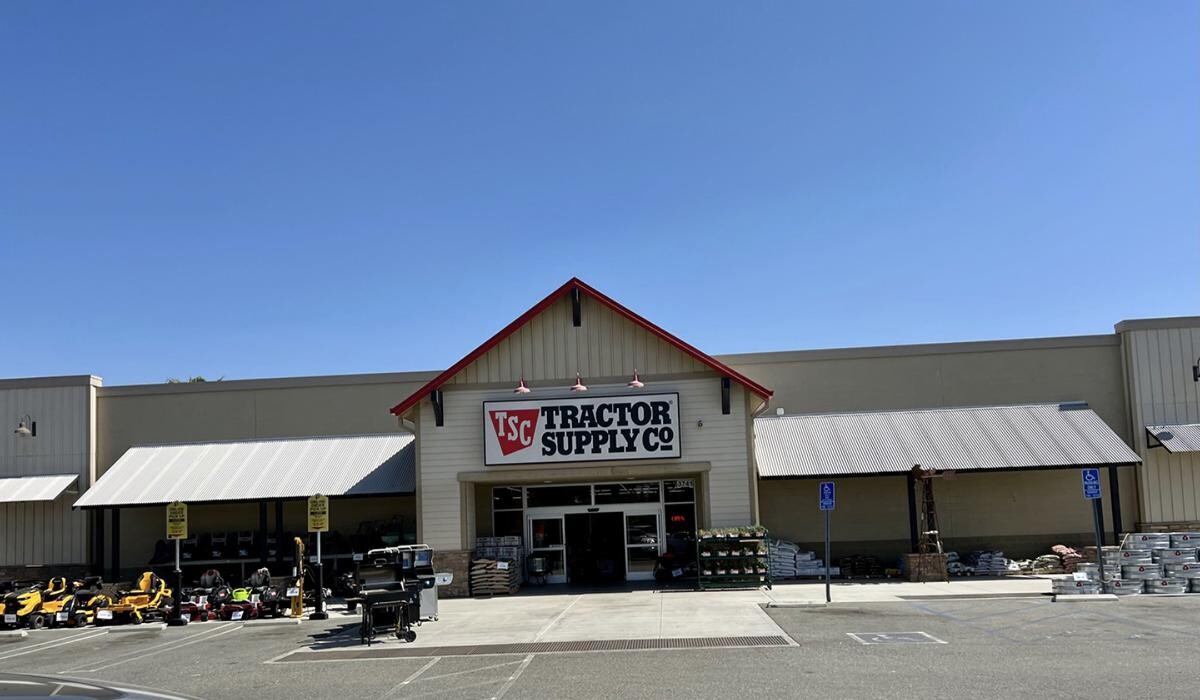 Images Tractor Supply Co.