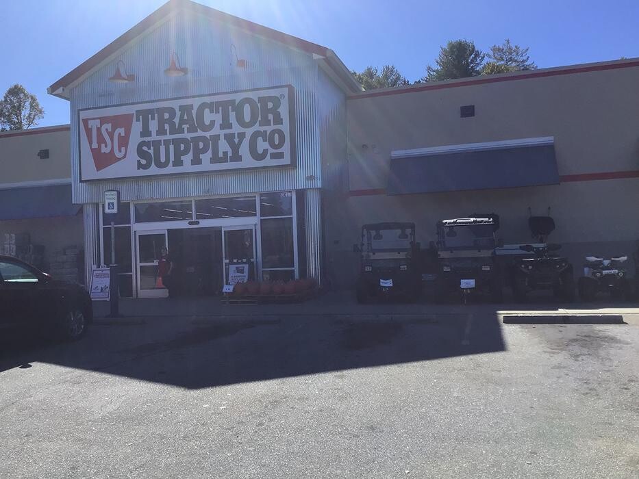 Images Tractor Supply Co.