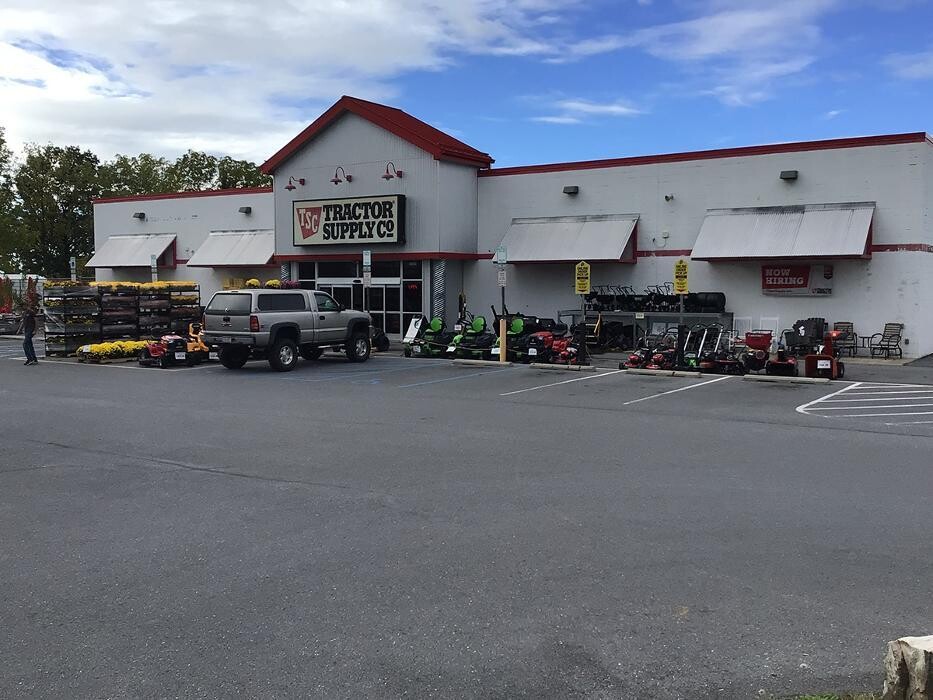 Images Tractor Supply Co.