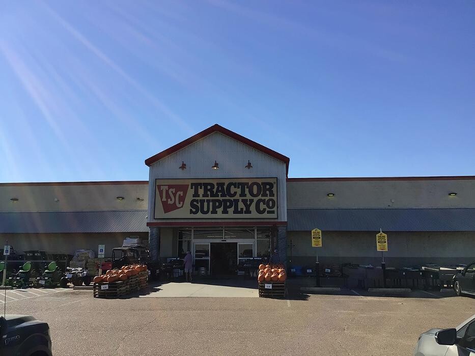 Images Tractor Supply Co.