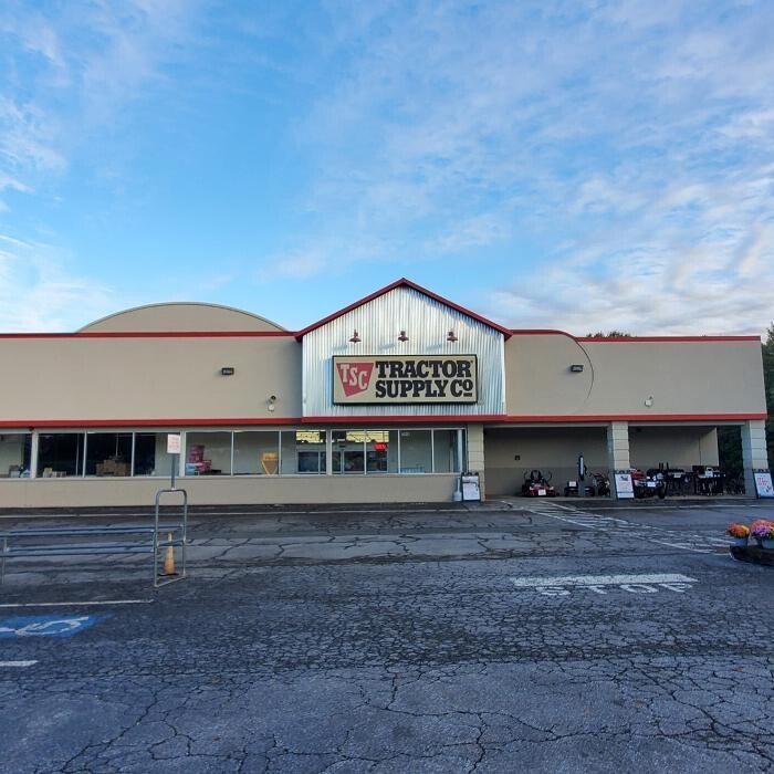 Images Tractor Supply Co.