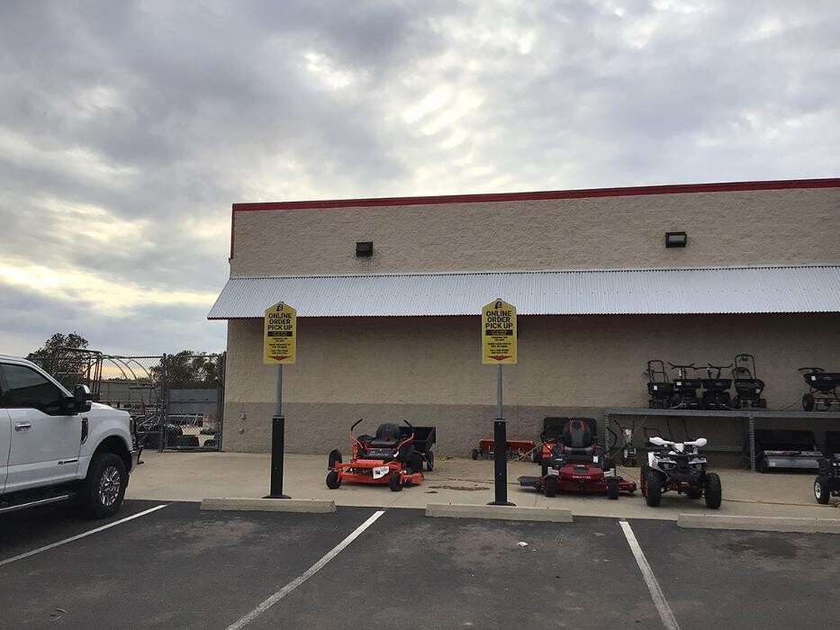 Images Tractor Supply Co.