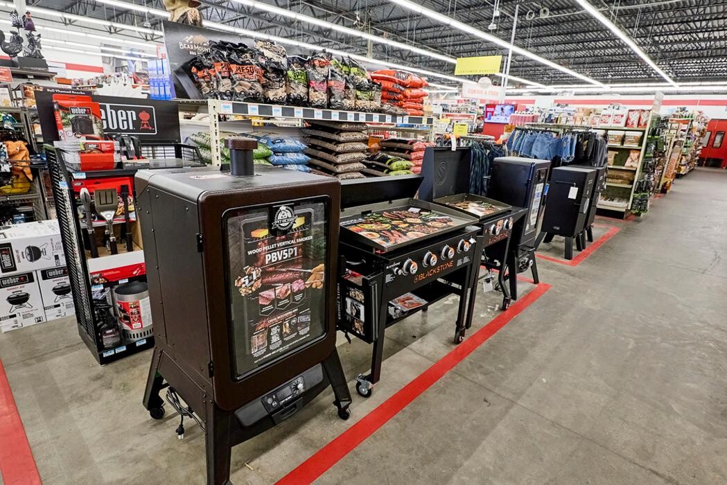 Images Tractor Supply Co.