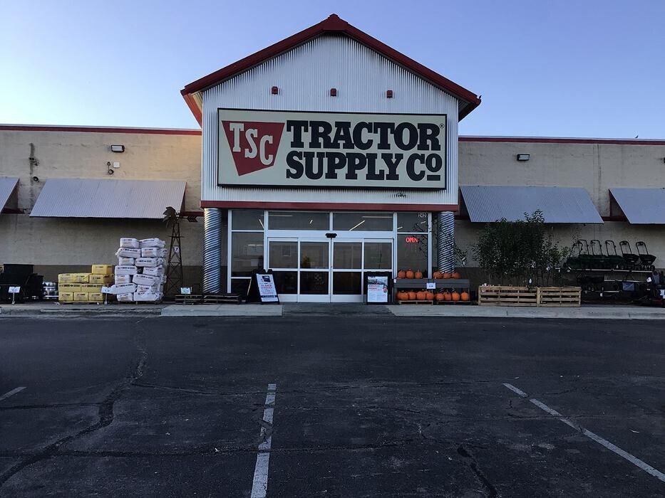Images Tractor Supply Co.
