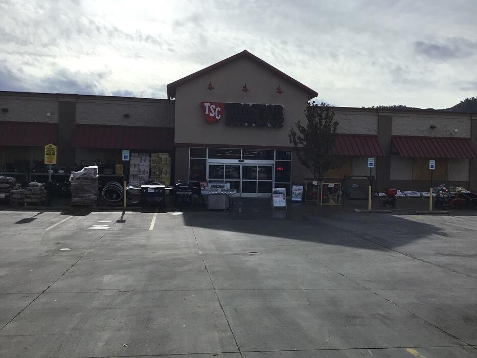Images Tractor Supply Co.