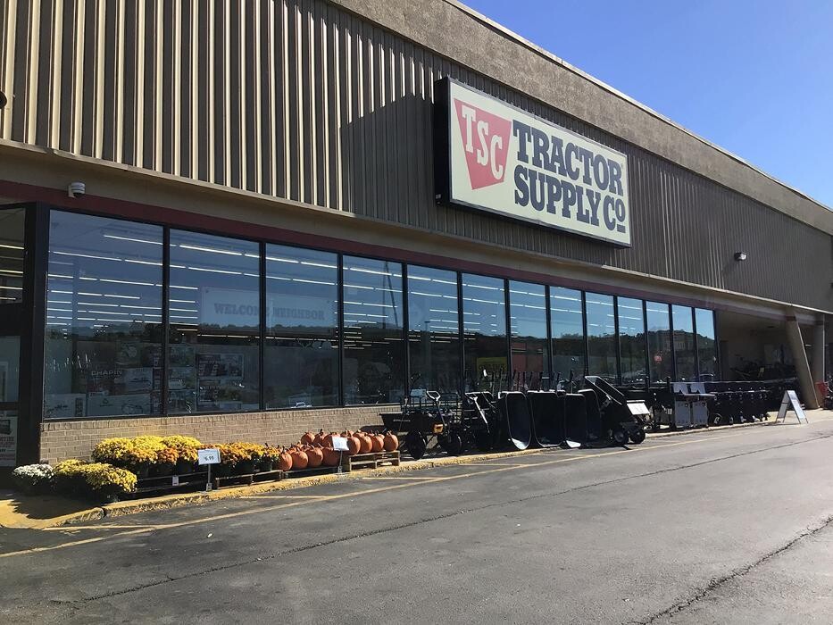Images Tractor Supply Co.