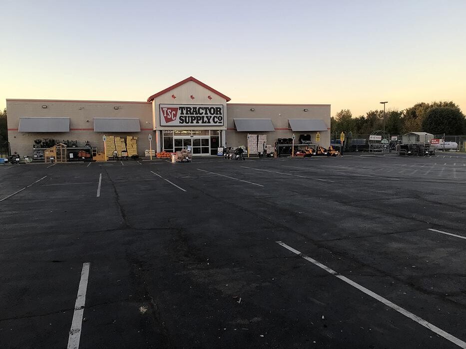 Images Tractor Supply Co.