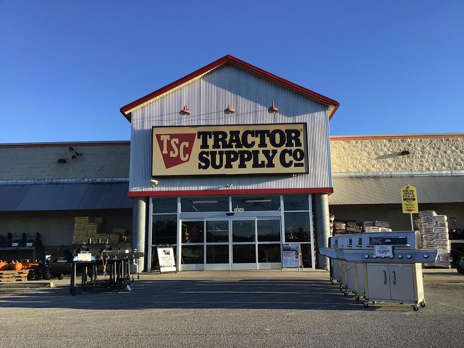 Images Tractor Supply Co.