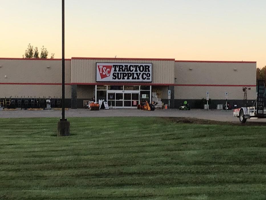 Images Tractor Supply Co.