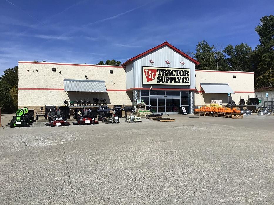 Images Tractor Supply Co.