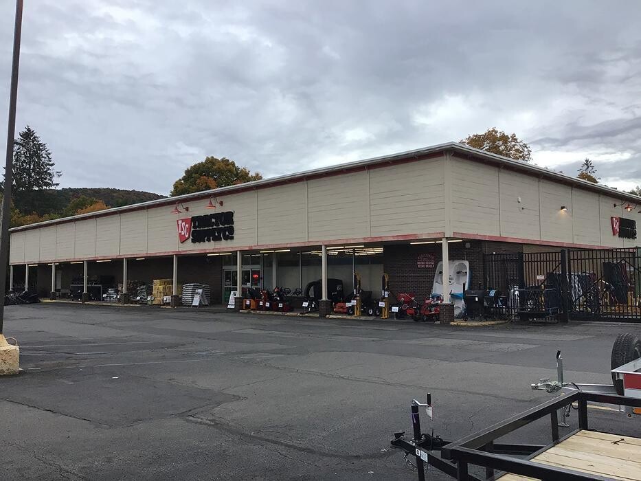 Images Tractor Supply Co.