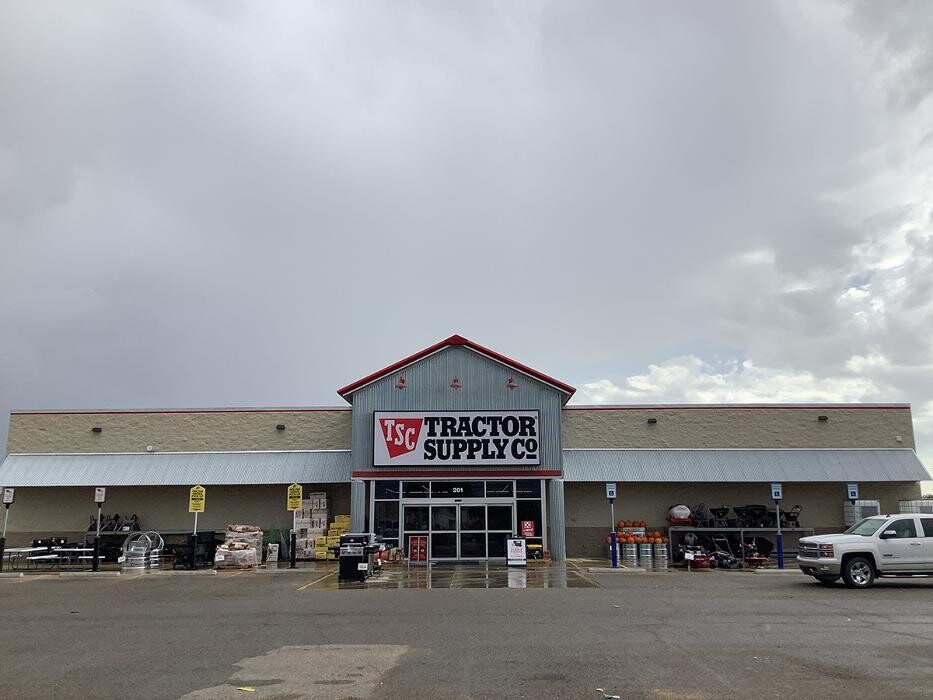 Images Tractor Supply Co.