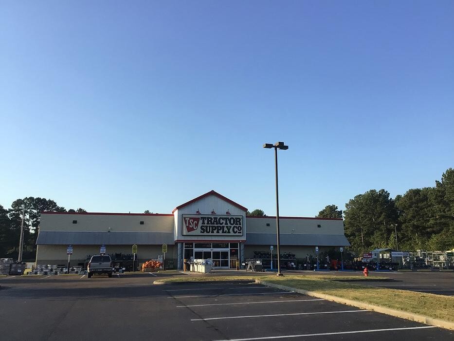 Images Tractor Supply Co.