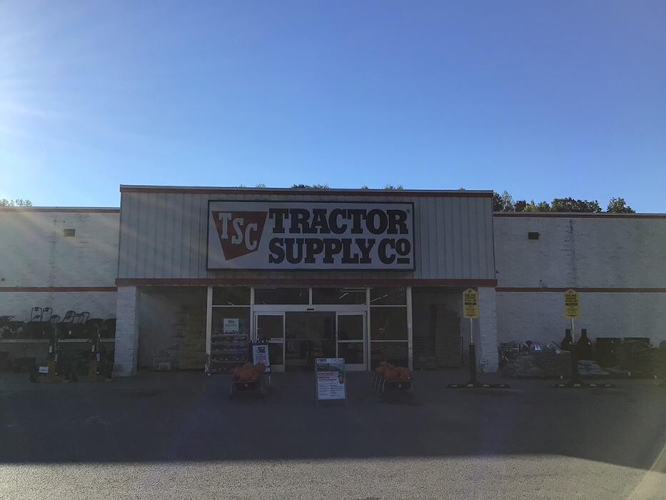 Images Tractor Supply Co.