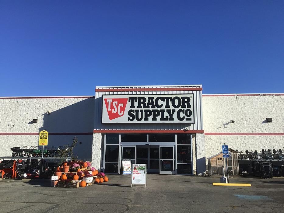 Images Tractor Supply Co.