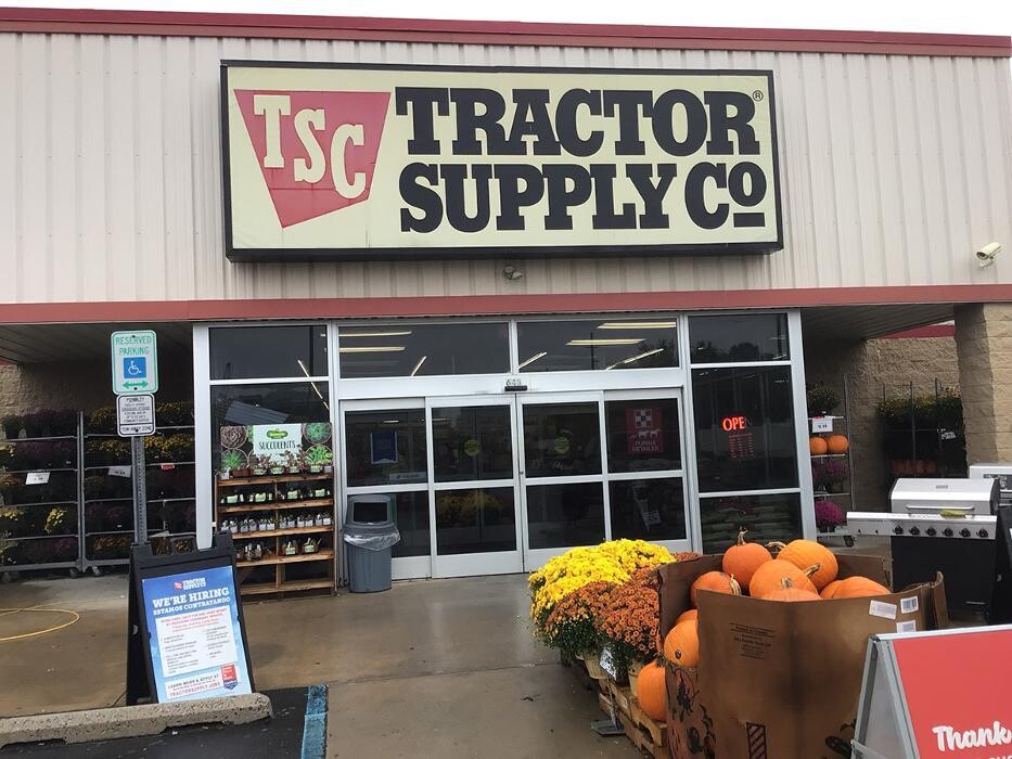 Images Tractor Supply Co.