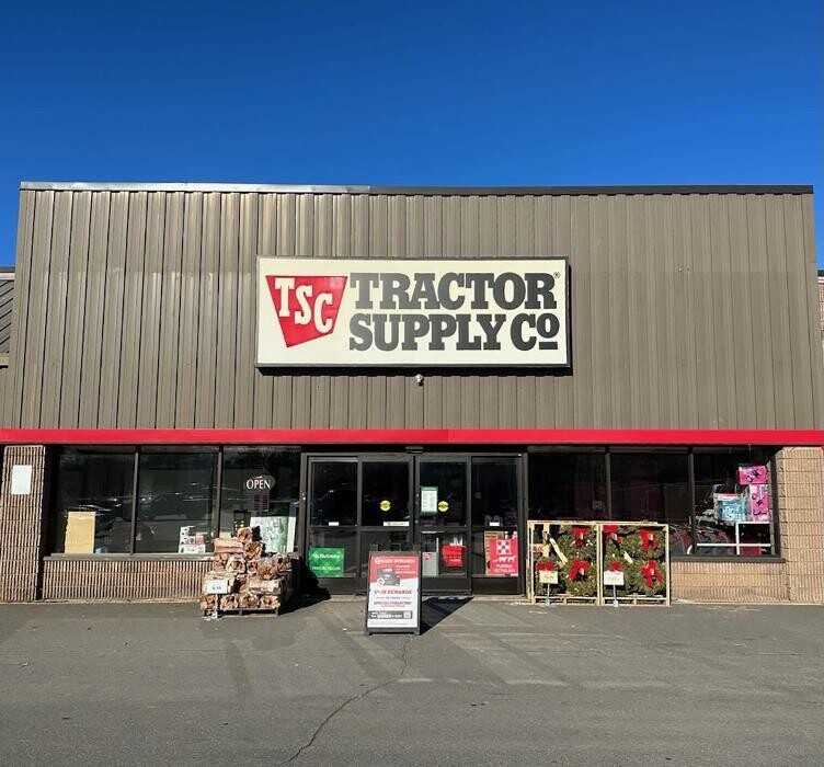 Images Tractor Supply Co.