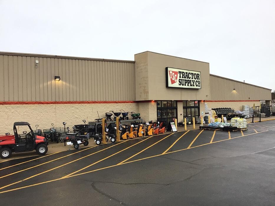 Images Tractor Supply Co.