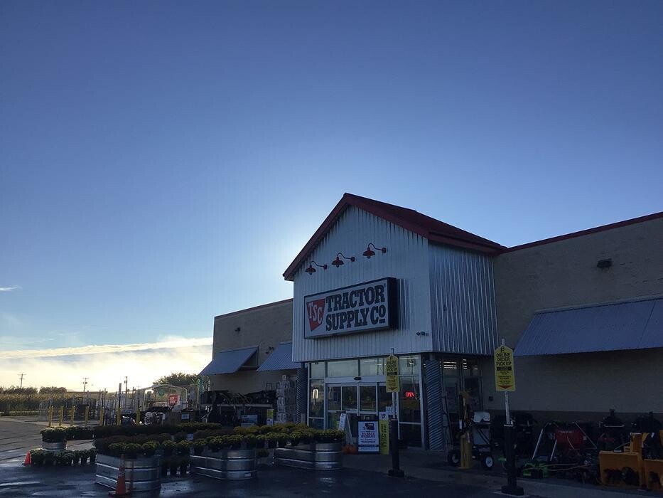 Images Tractor Supply Co.