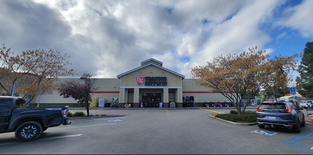 Images Tractor Supply Co.