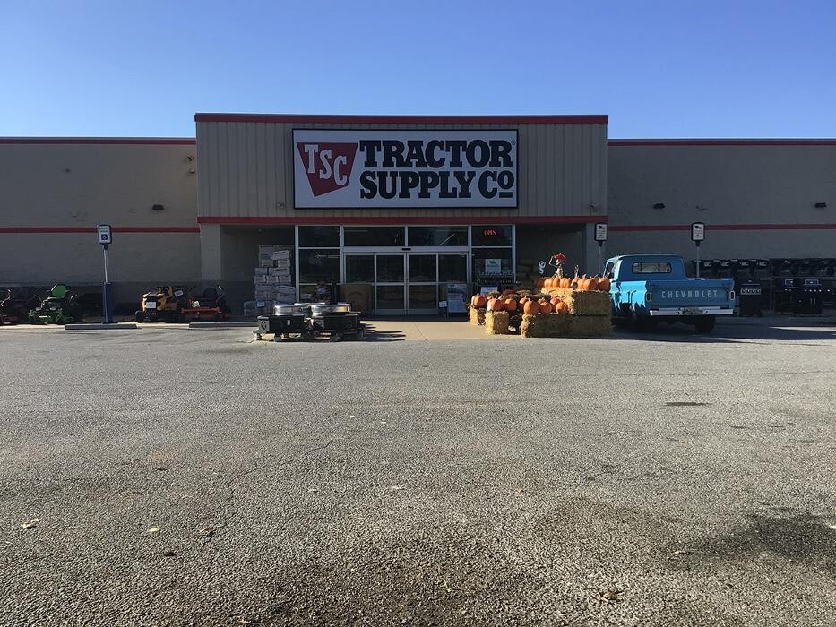 Images Tractor Supply Co.