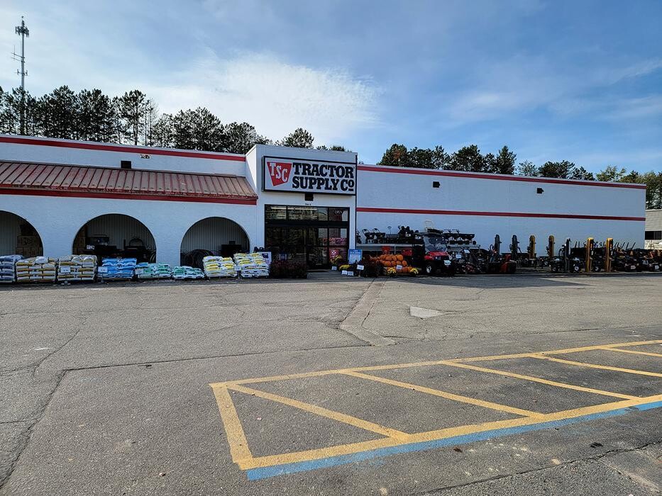 Images Tractor Supply Co.