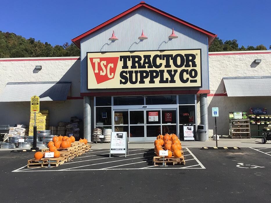 Images Tractor Supply Co.