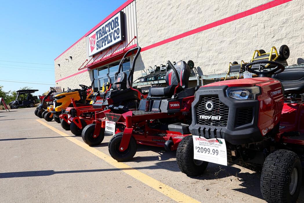 Images Tractor Supply Co.