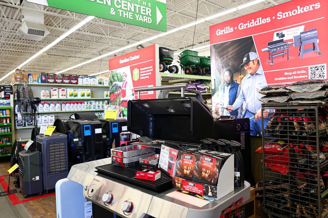 Images Tractor Supply Co.