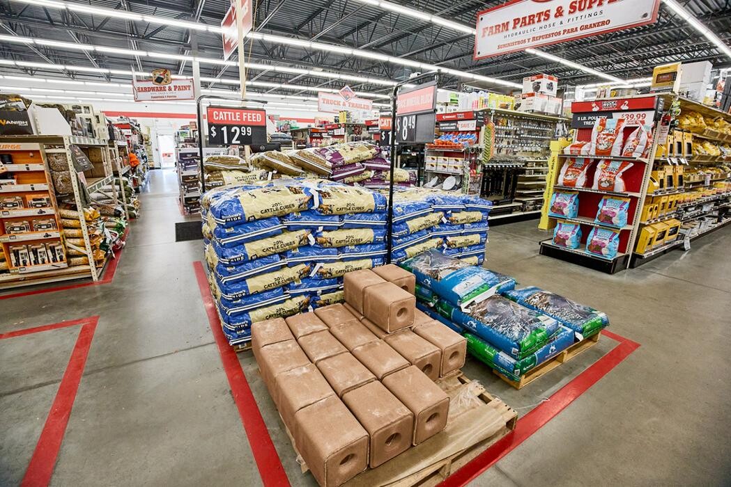 Images Tractor Supply Co.