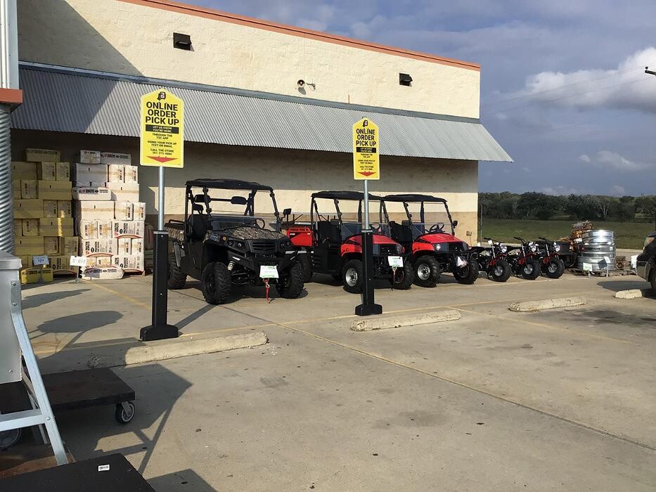 Images Tractor Supply Co.