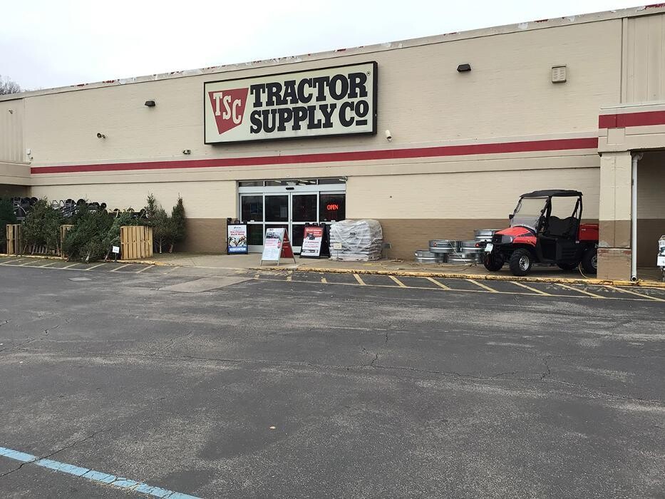 Images Tractor Supply Co.