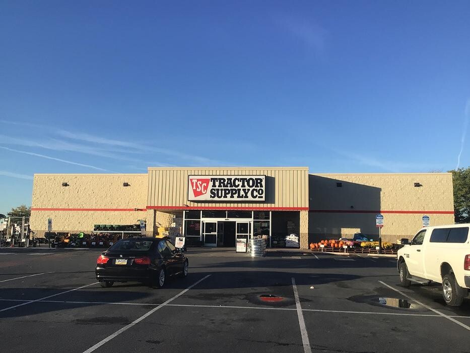 Images Tractor Supply Co.