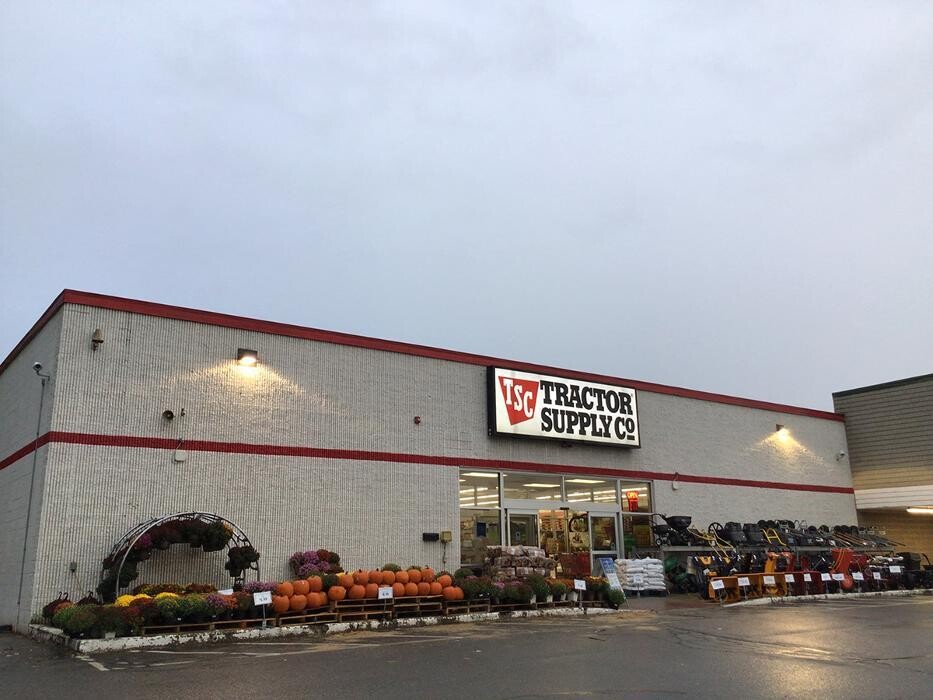 Images Tractor Supply Co.