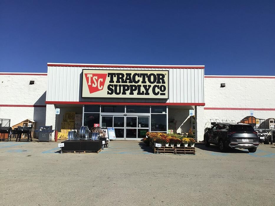 Images Tractor Supply Co.