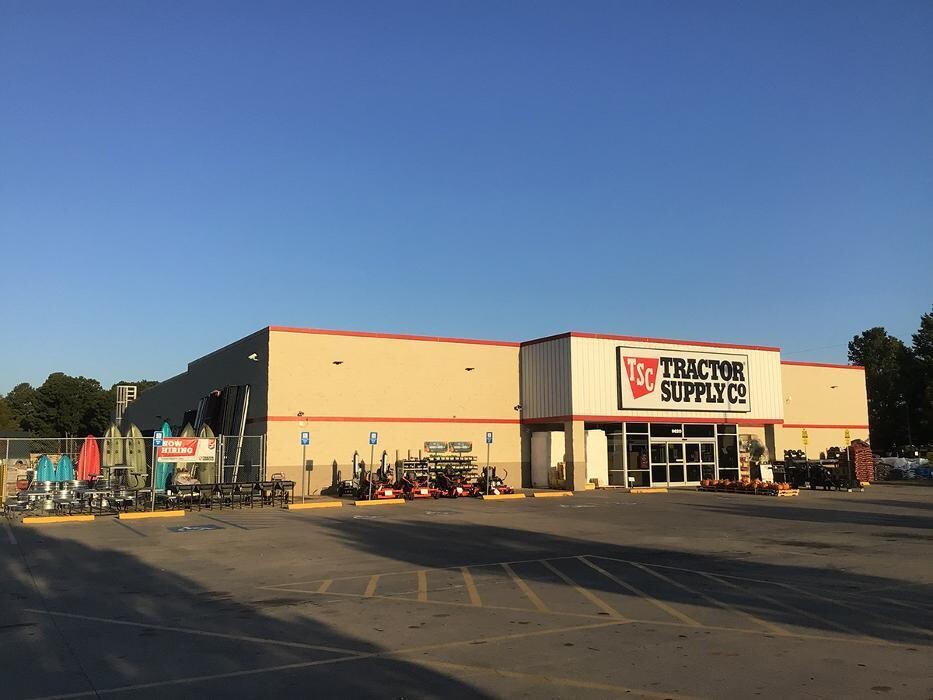 Images Tractor Supply Co.